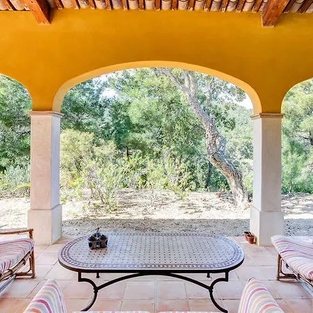Squarebreak - In Les Mimosas Сasa de vacaciones *
